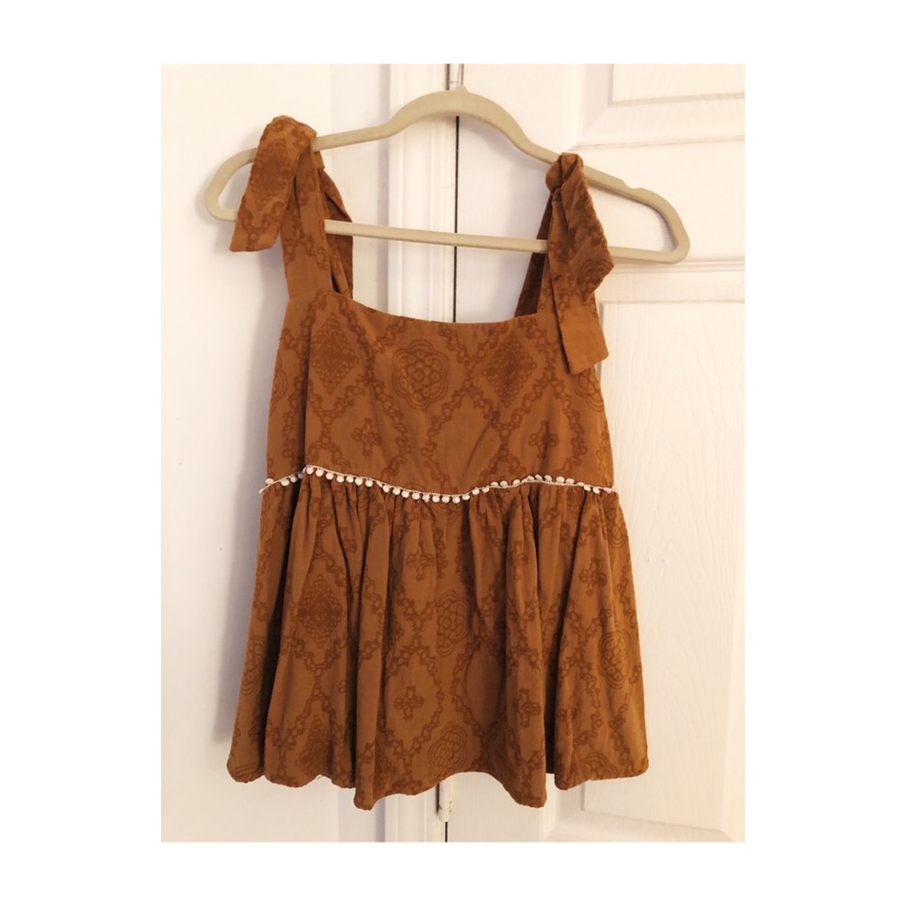 Tie strap tank top